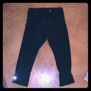 Black lululemon capris. Size 4